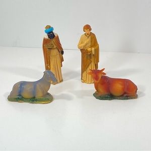 Lot of 4 Vintage Plastic Hong Kong Nativity Figurines OX Donkey 2 Wise Men.